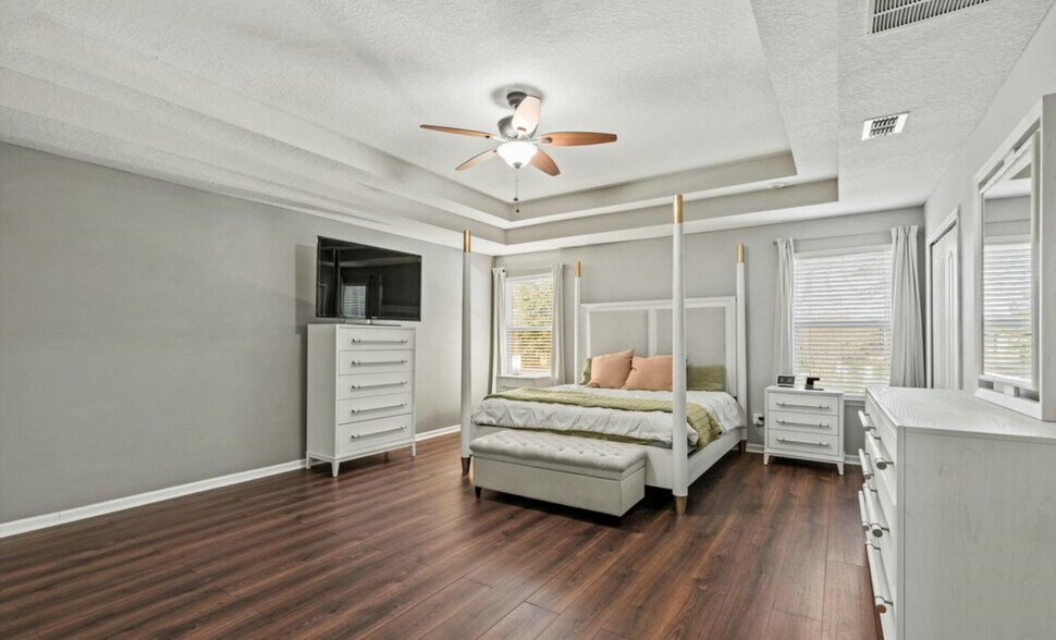 Building Photo - 904 Rose Garden Ct