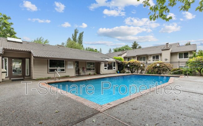 Building Photo - 14200 NE 171st St