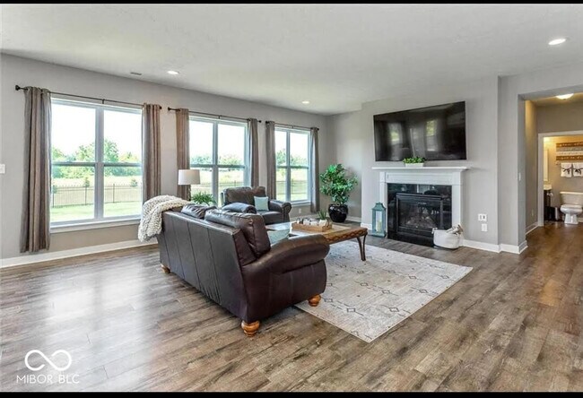 Building Photo - 1571 Hazy Falls Ct