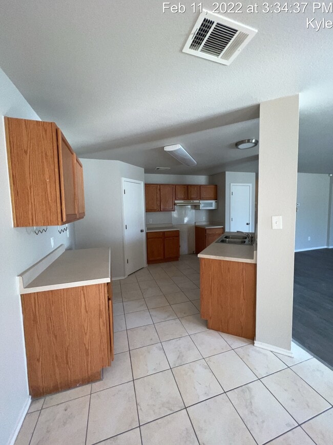 Building Photo - 232 Buttercup Way