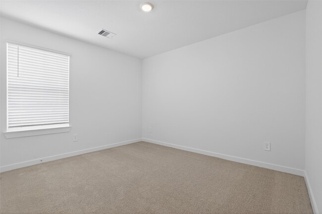 Building Photo - 422 Gram Hl Dr