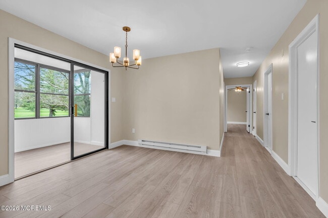 Building Photo - 168 Amberly Dr