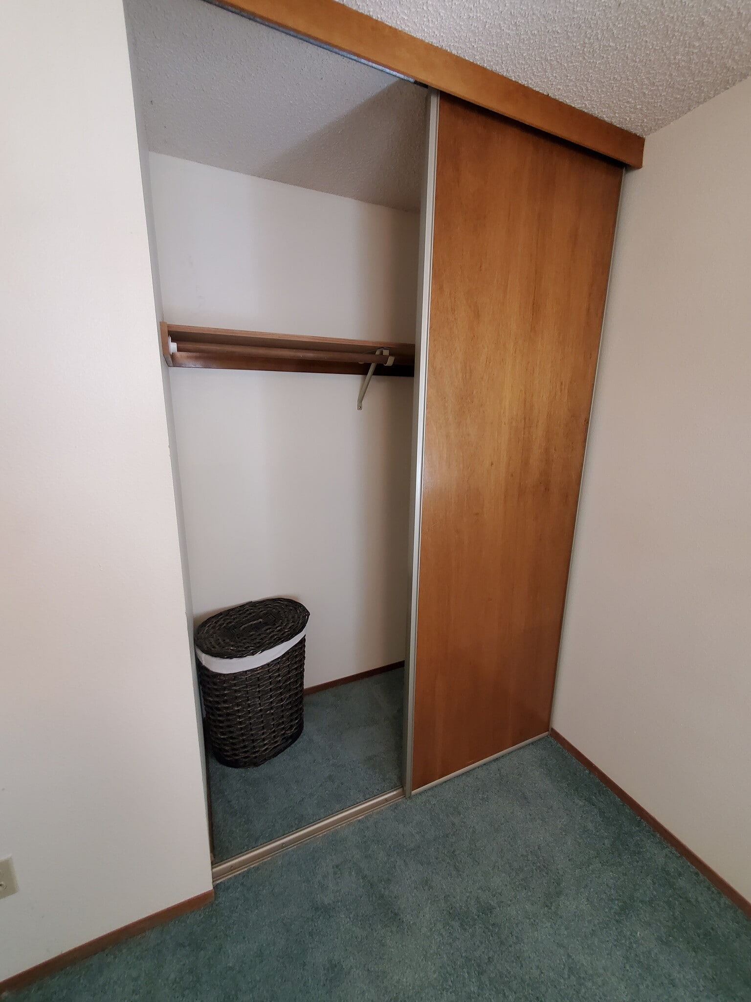 SAQhGB - 14579 Crossroads Loop