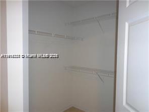 Building Photo - 777 SW 111th Way