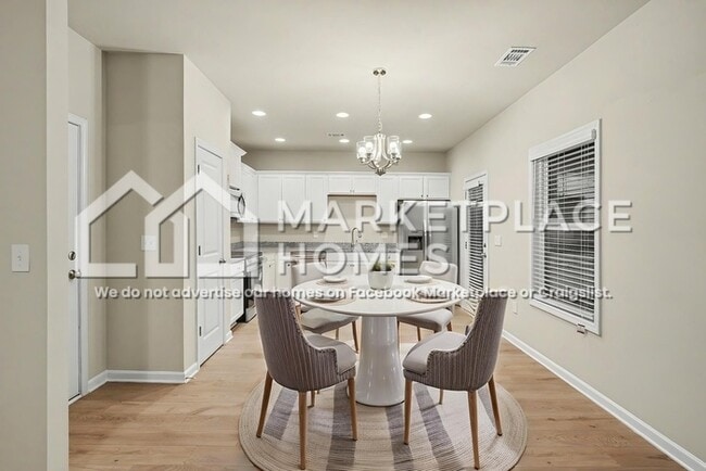 Building Photo - 256 W L Miller Dr