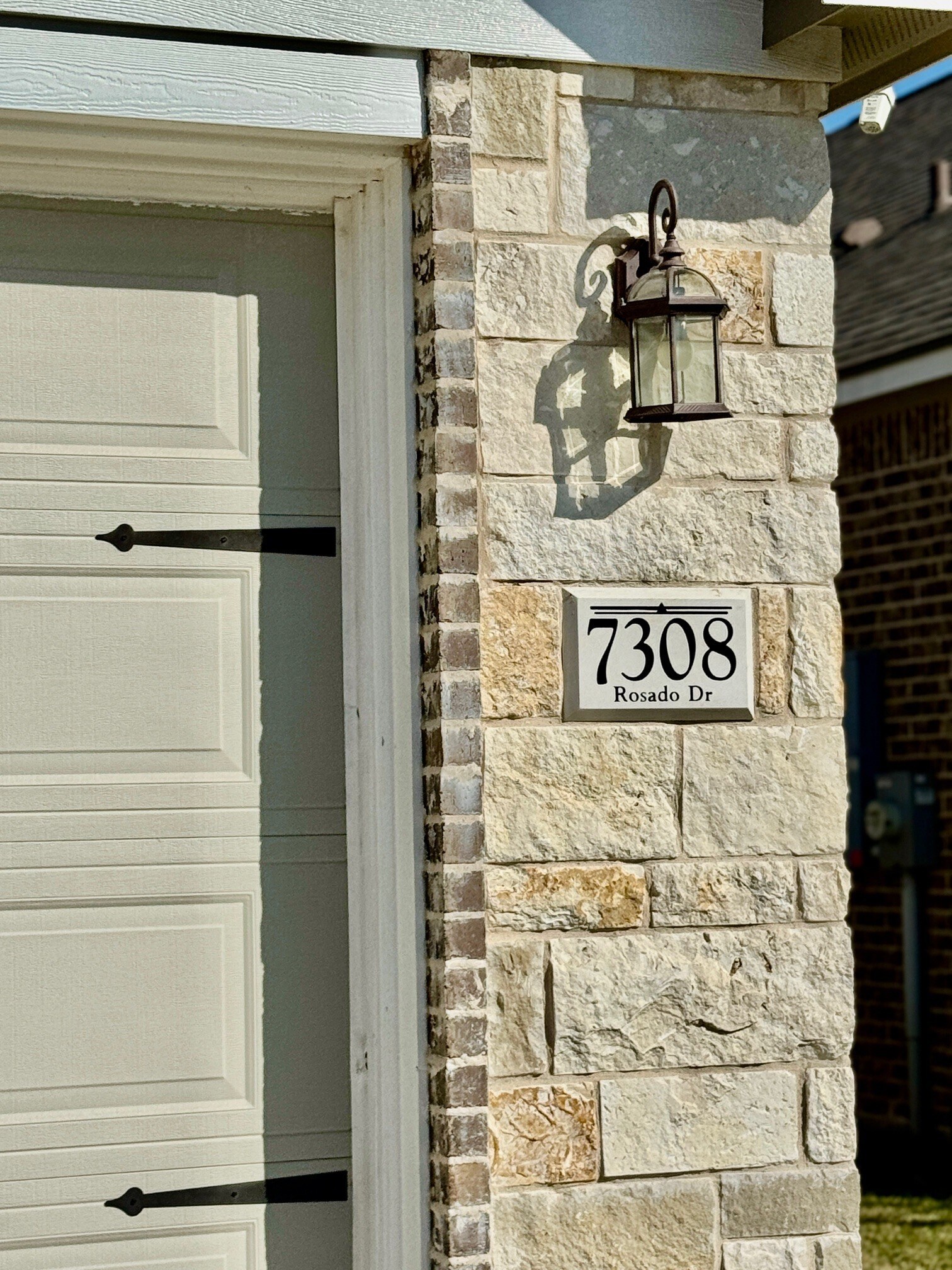 Building Photo - 7308 Rosado Dr