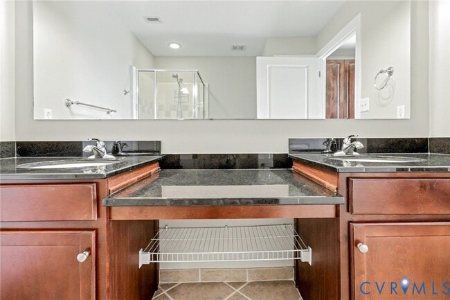 Building Photo - 1101 Haxall Point