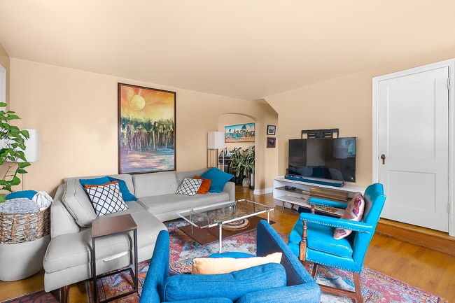 Building Photo - 3700 Kennedy Street