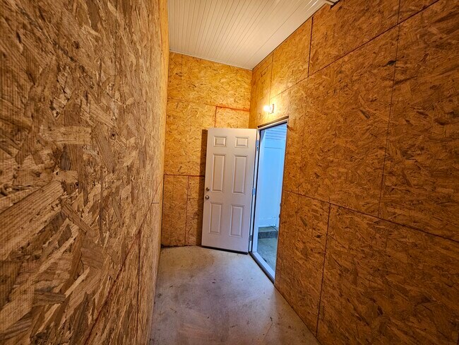 Building Photo - 312 Rowlette Cir