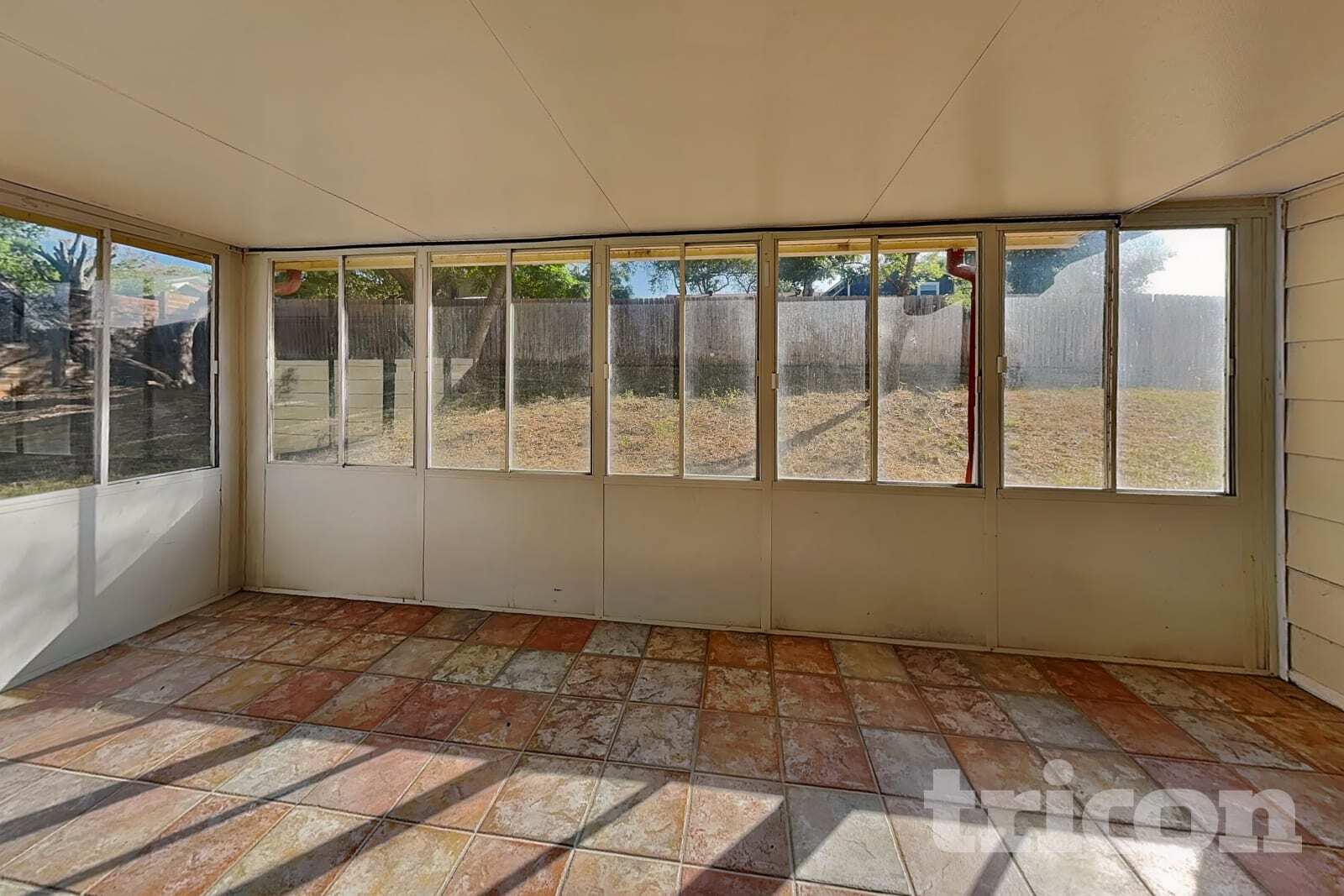 Building Photo - 13622 Oak Breeze
