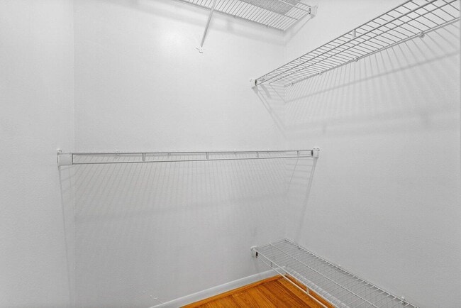 Building Photo - 1021 Flame Vine Ave