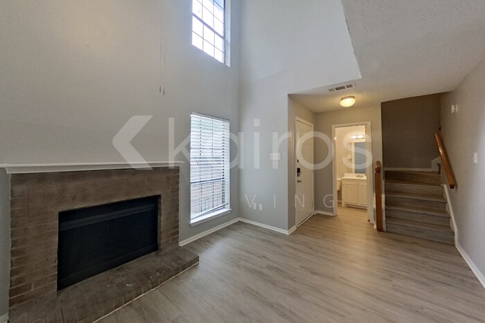 Building Photo - 2140 Woodnote Ln