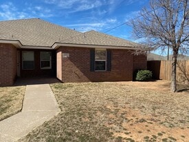 Building Photo - 535 N Brentwood Ave