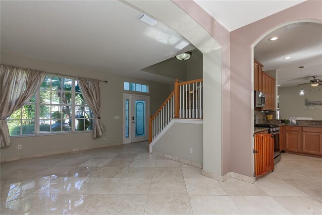 Building Photo - 11102 Avery Oaks Dr