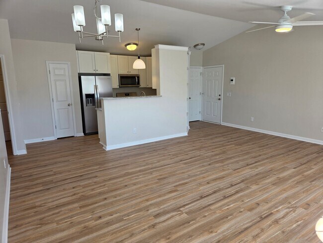 Building Photo - 634 Timberline Ridge Ln