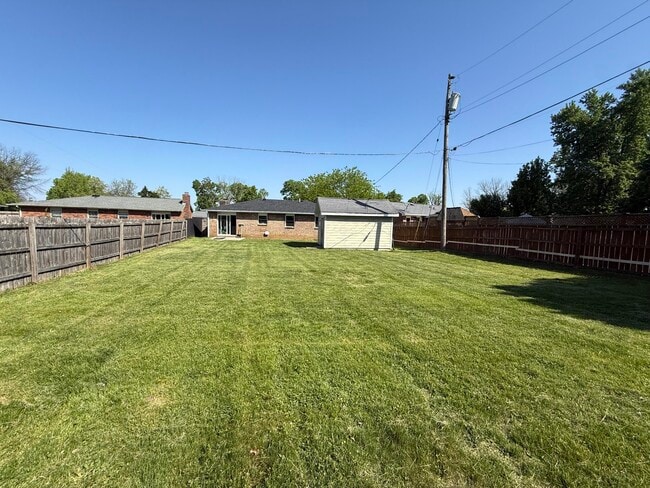 Building Photo - 1352 Canonero Dr