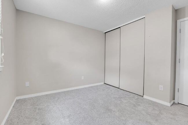 Building Photo - $2,720.95 - 4 bed, 2 bath, located in Aurora with attached Garage and In Unit Washer and Dryer!