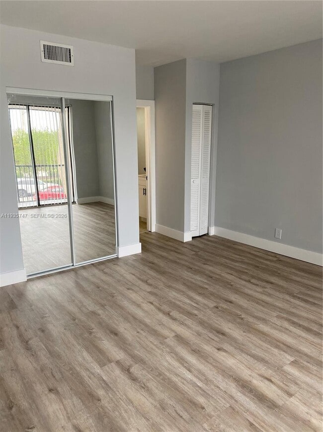 Building Photo - 2500 Coral Springs Dr