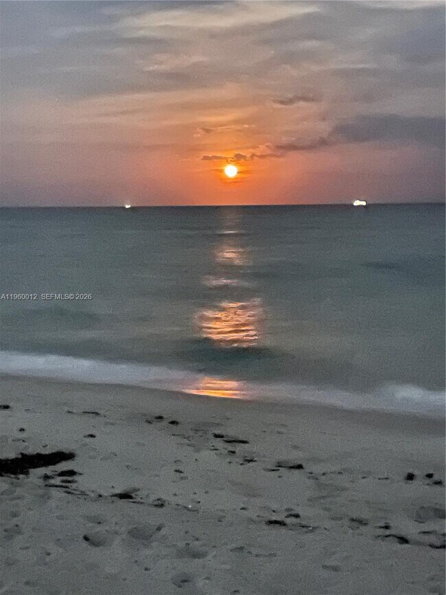 Building Photo - 1422 Amanda St