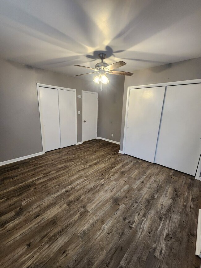 Building Photo - 612 S 8th St