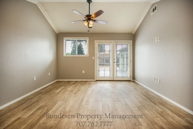 Building Photo - 746 Bonnie Ave