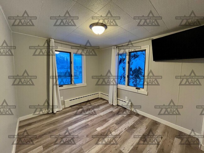 Building Photo - Dog-Friendly Tri-Level Home on Double Lot with Fenced Yard