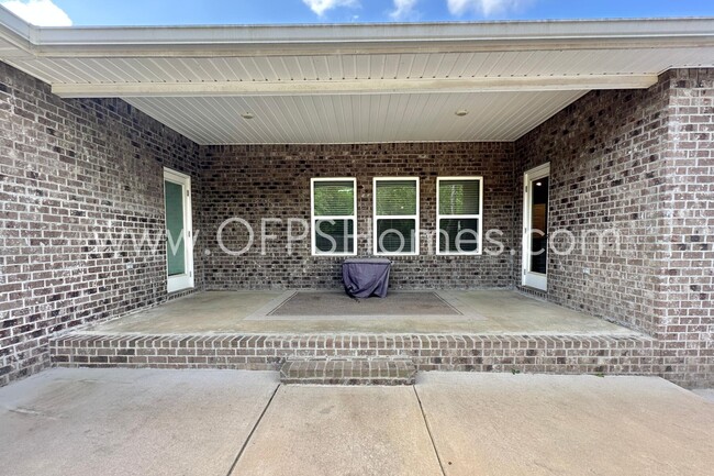 Building Photo - 8090 Silver Maple Dr