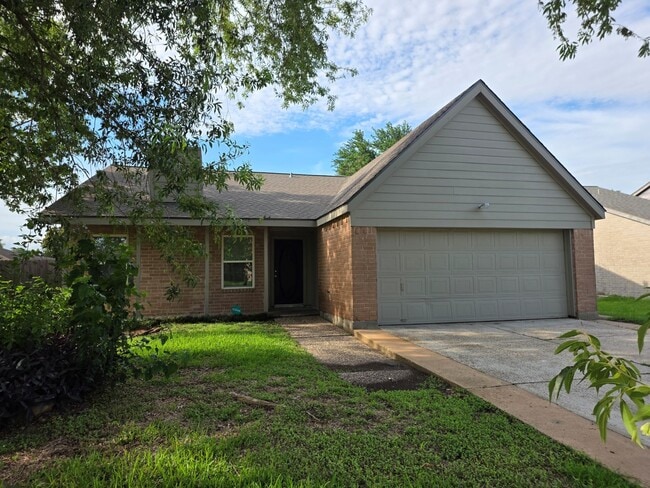 Building Photo - 5618 Stone Creek Dr