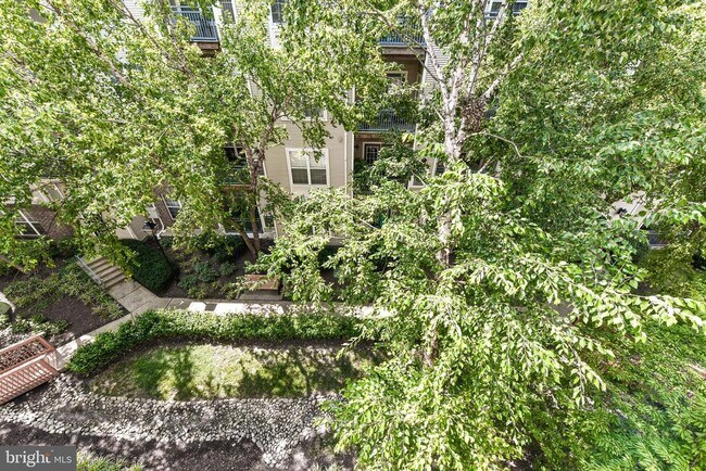 Building Photo - 3021 Nicosh Cir