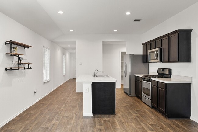 Building Photo - 22454 Forest Gorge Ln