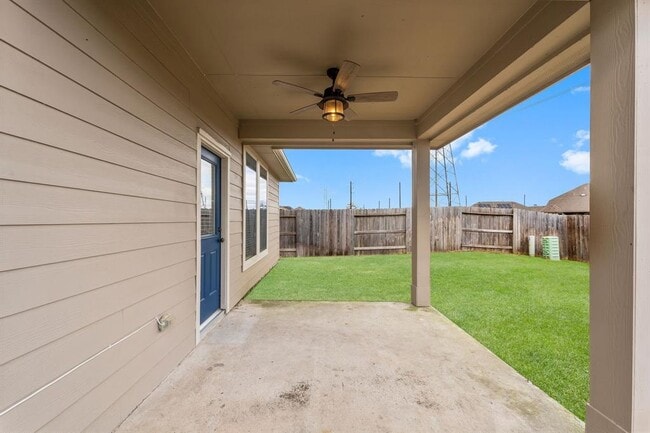 Building Photo - 4239 Green Landing Dr