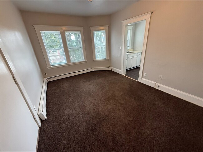 Primary Photo - 3 Kingsley Terrace