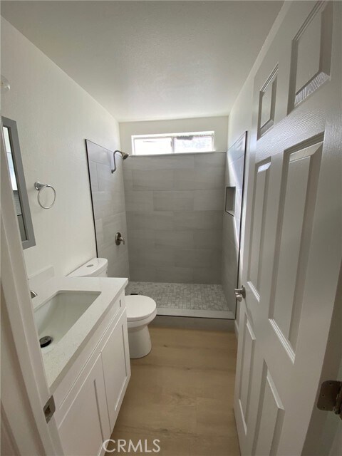 Building Photo - 16001 Green Hill Dr