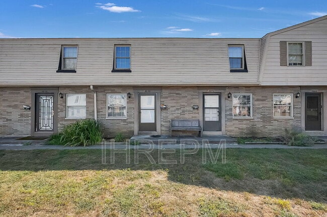 Primary Photo - 3072 Morsetown Ct S
