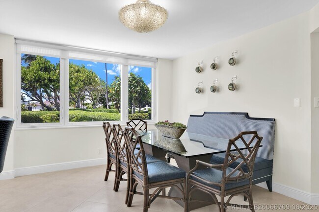Building Photo - 550 S Ocean Blvd