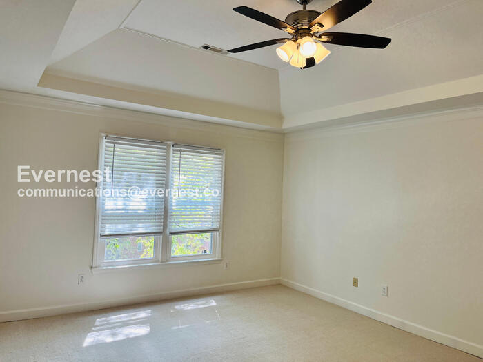 Building Photo - 1420 Calloway Ct