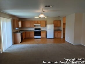 Building Photo - 8163 Heights Valley