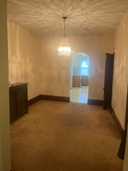 Building Photo - 2345 W 24th Pl