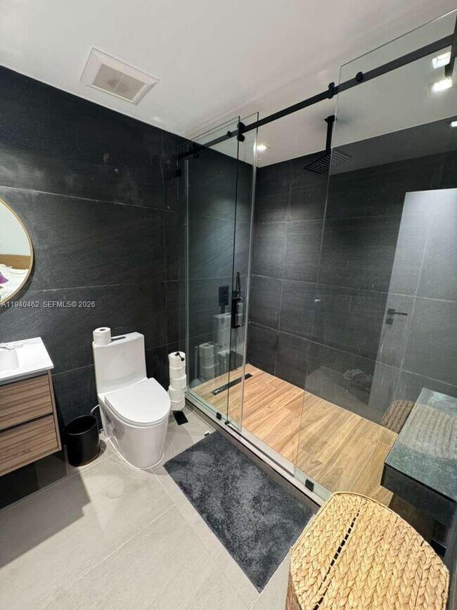 Building Photo - 3321 SW 51st St