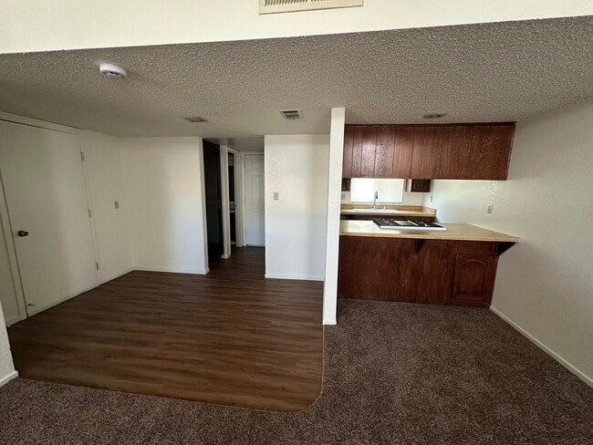 Building Photo - 7813 S Laurelglen Blvd