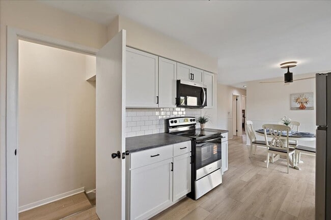 Building Photo - 3 Bedroom Rental in Milan