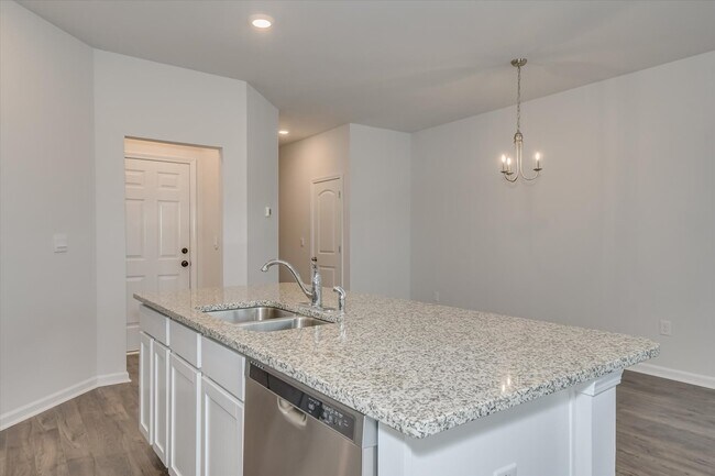 Building Photo - 4315 Newland St