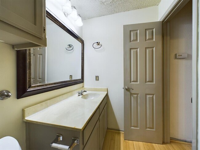 Building Photo - 2810 Nueces St