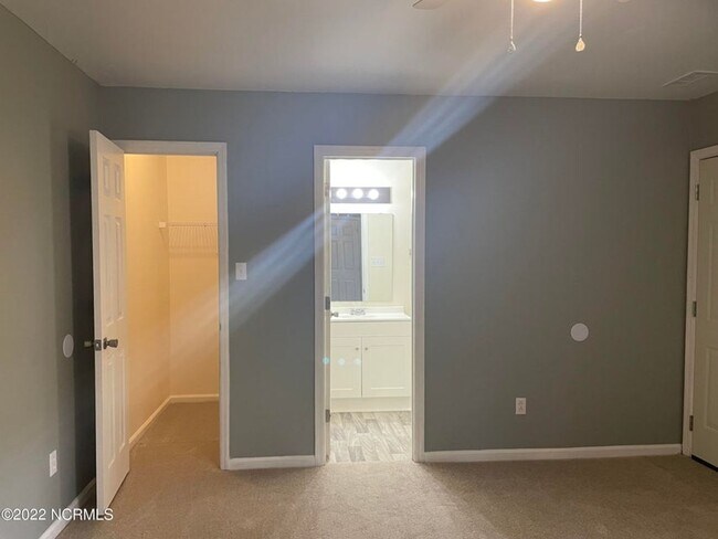 Building Photo - Welcome to Foxhorn Village