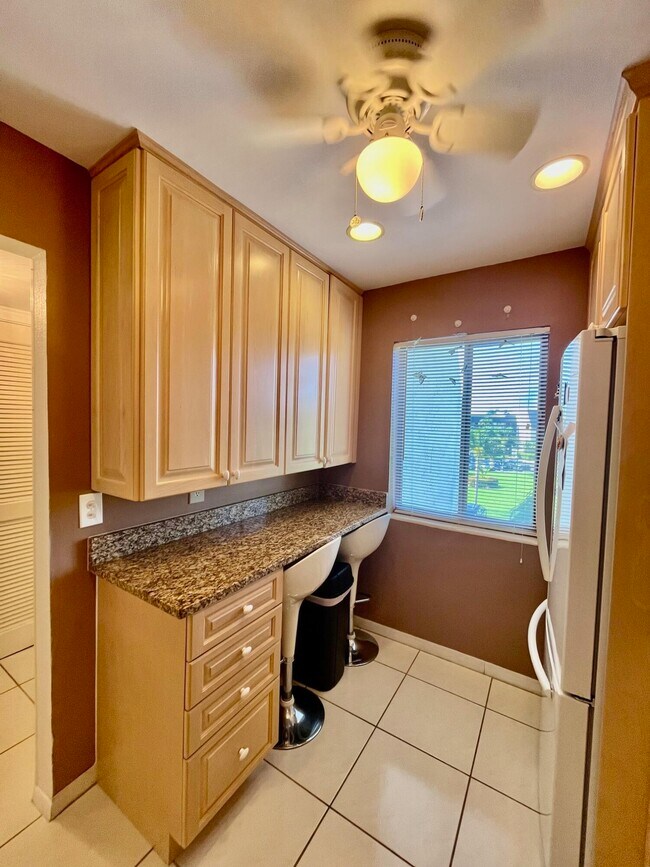 Building Photo - 4090 Tivoli Ct
