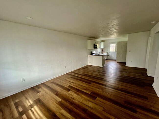 Building Photo - Charming 2-Bedroom Newly built home – Convenient Roanoke Location