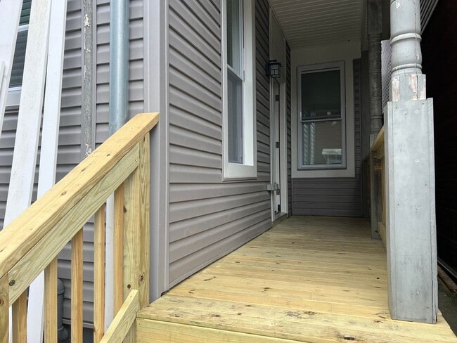 Building Photo - Lawrensville - House