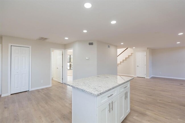 Building Photo - 6545 Brentwood Dr.