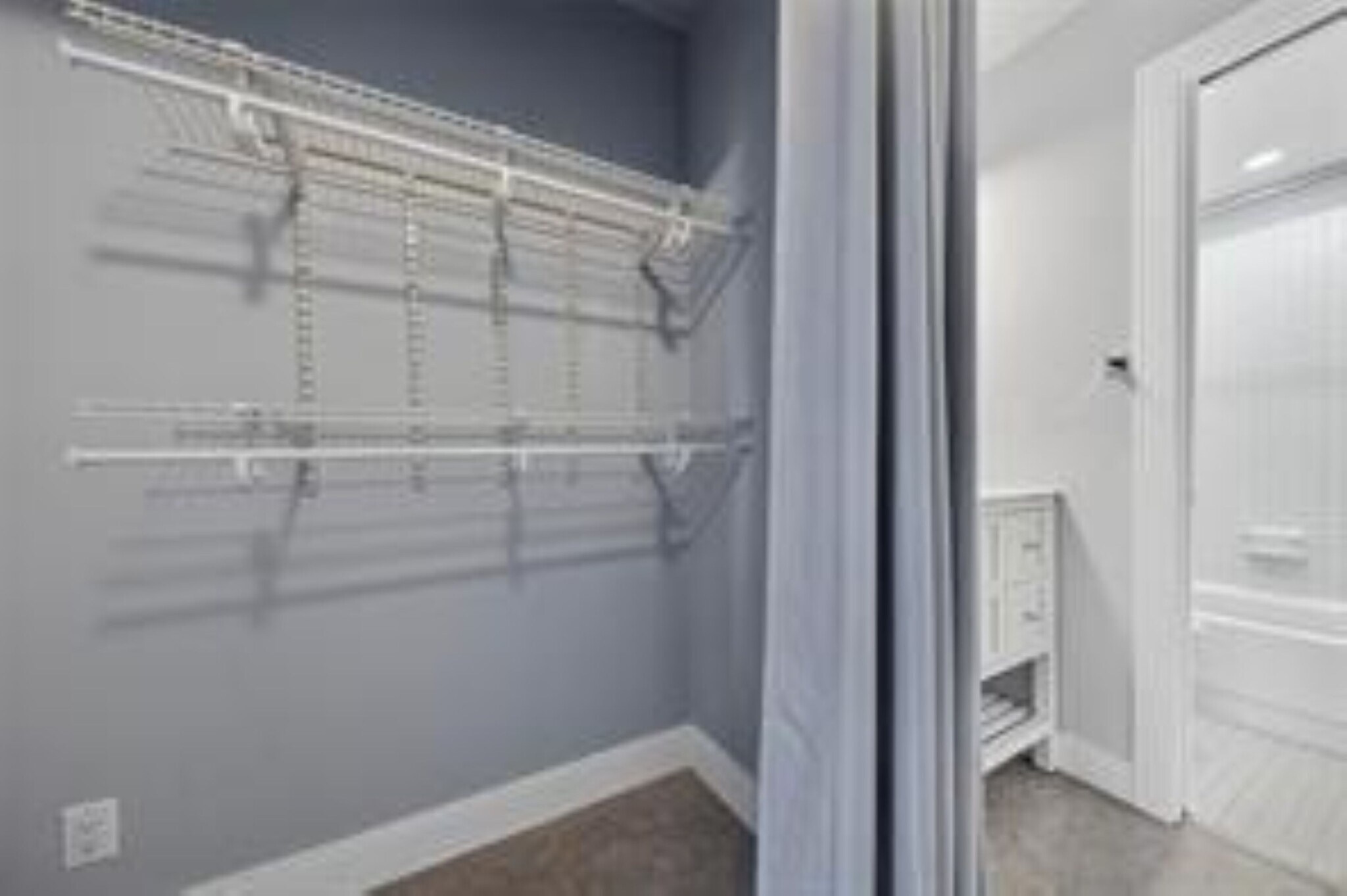 Building Photo - 1800 N Andrews Ave