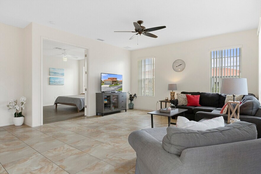 Building Photo - 4780 S Polderland Way